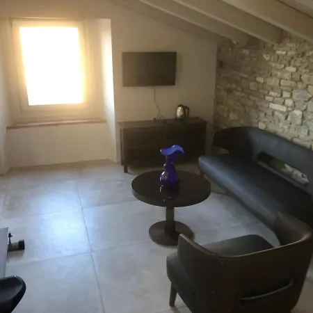 Borgo Stanzano شقة فندقية