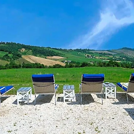 Borgo Stanzano Ξενοδοχείο με διαμερίσματα Zocca